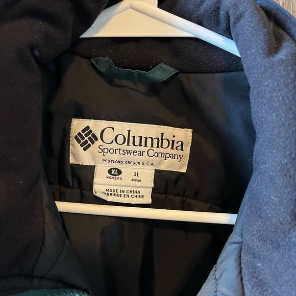Columbia womens Green Jacket - Picture 2 of 5